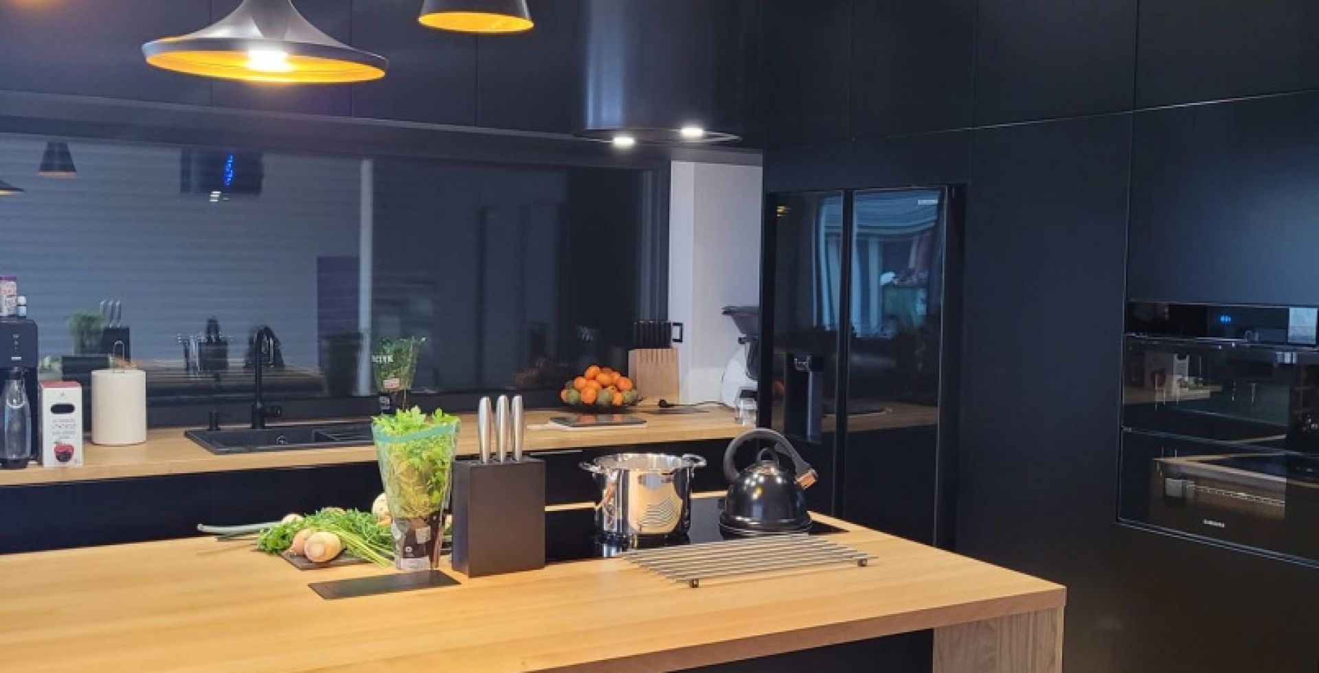 Hota insula Cylindro Black Matt - Negru Mat - Aranjament 57