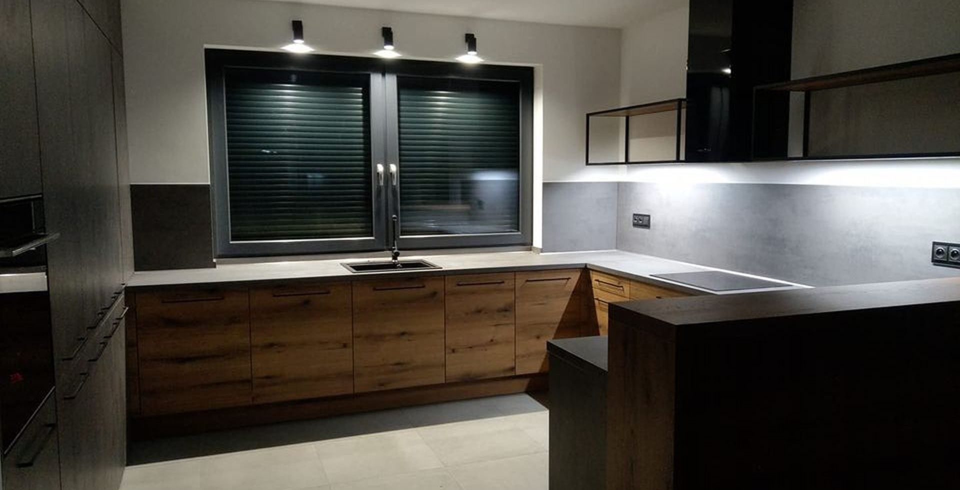 Hota decorative Quadro OR Black Matt - Negru Mat - Aranjament 16