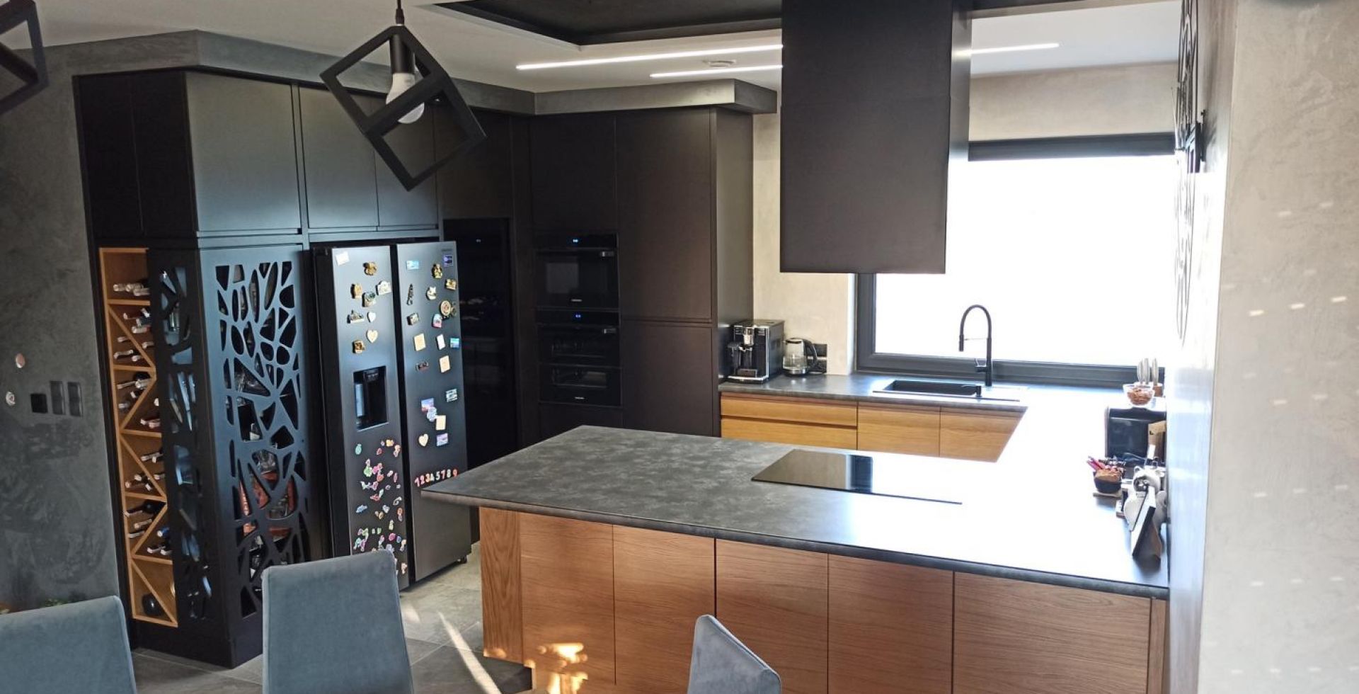 Hota insula Quadro Max Black Matt - Negru Mat - Aranjament 10