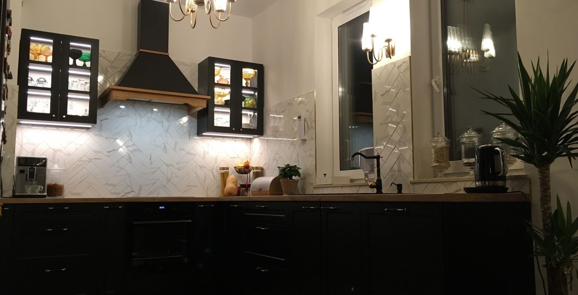 Hota Country Petro Black Matt - Negru Mat - Aranjament 2